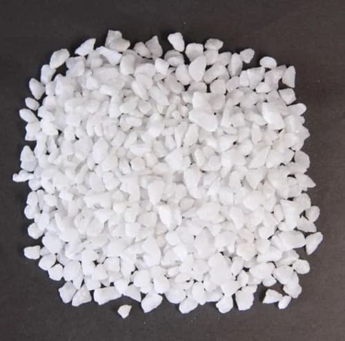 White Quartz Chips - manufacturer & supplier in India